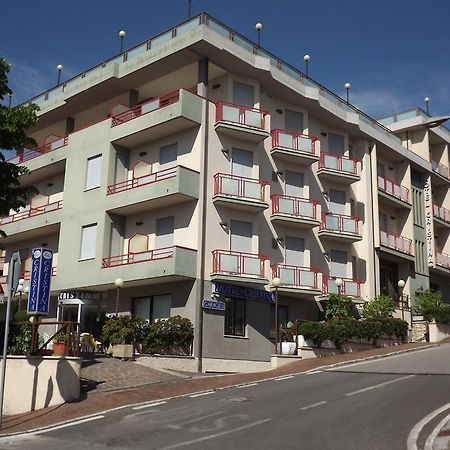 Hotel Cristina Chianciano Terme Eksteriør bilde