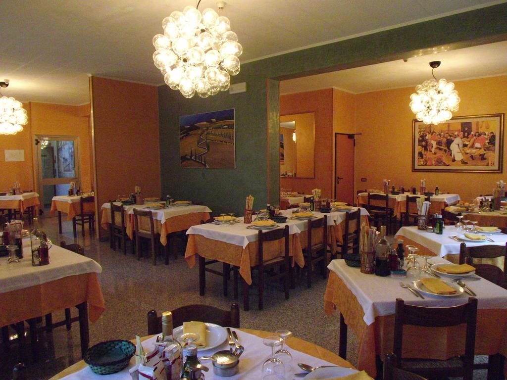 Hotel Cristina Chianciano Terme Eksteriør bilde