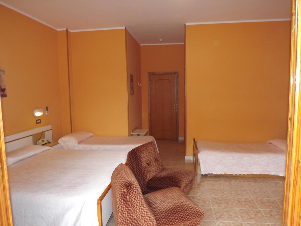 Hotel Cristina Chianciano Terme Eksteriør bilde